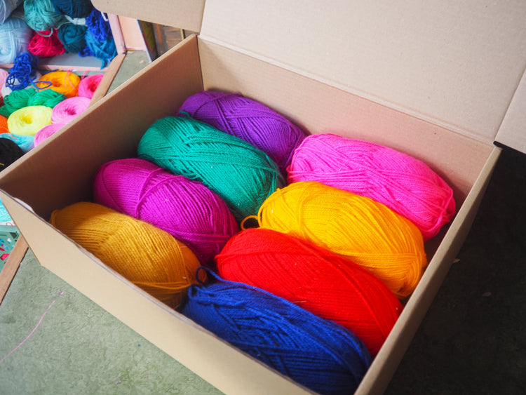 XL Tinsel Wreath Kit - Colour choices
