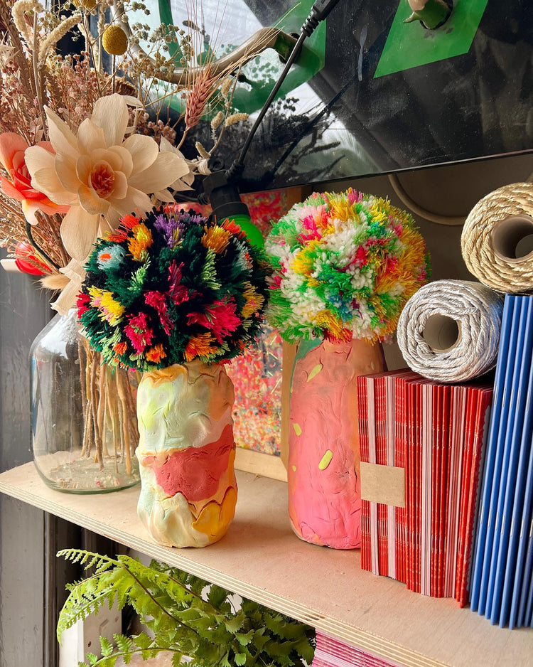 Shaggy Floral Pom Pom - White
