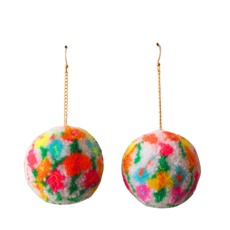 White Floral Meadow Pom Pom Earrings