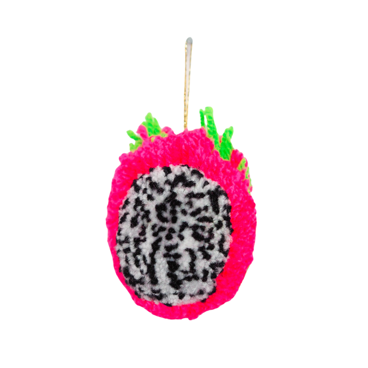 Adorno navideño con pompones de fruta del dragón hecho a mano