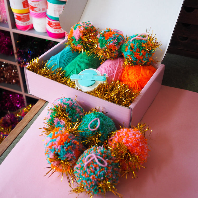 Tinsel Pom Pom Bauble Kit
