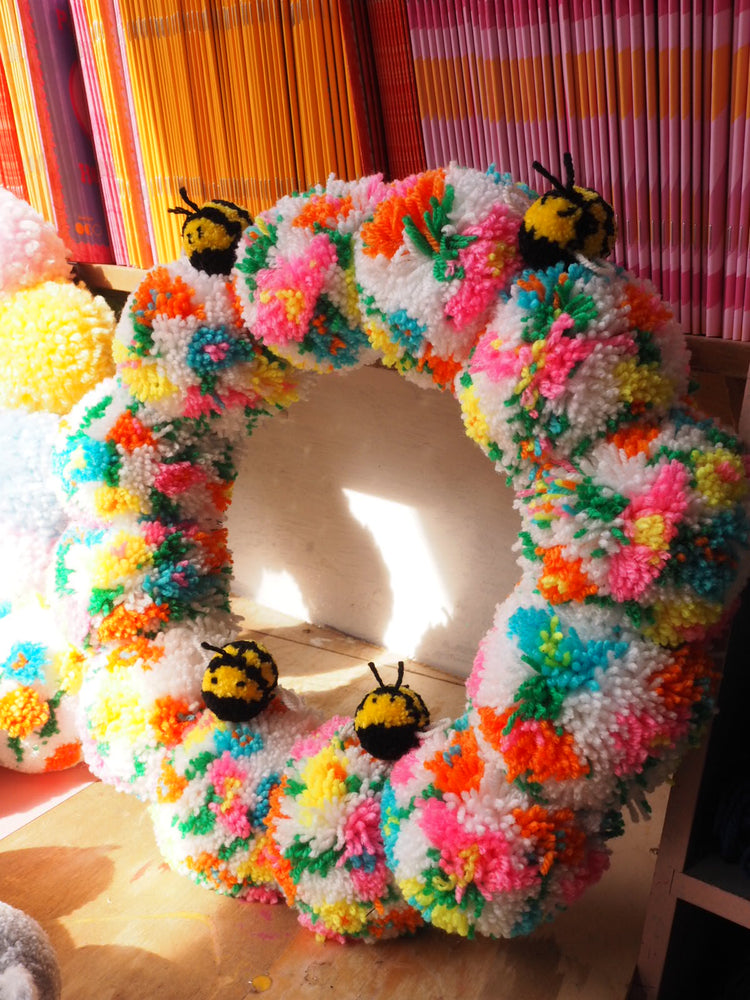 Floral Pom Pom Wreath DIY Kit – Pom Pom Craft Kit