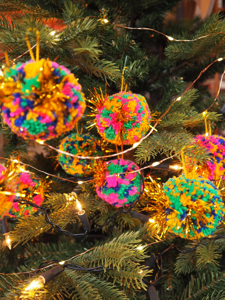 Tinsel Pom Pom Bauble DIY Kit - Jewel