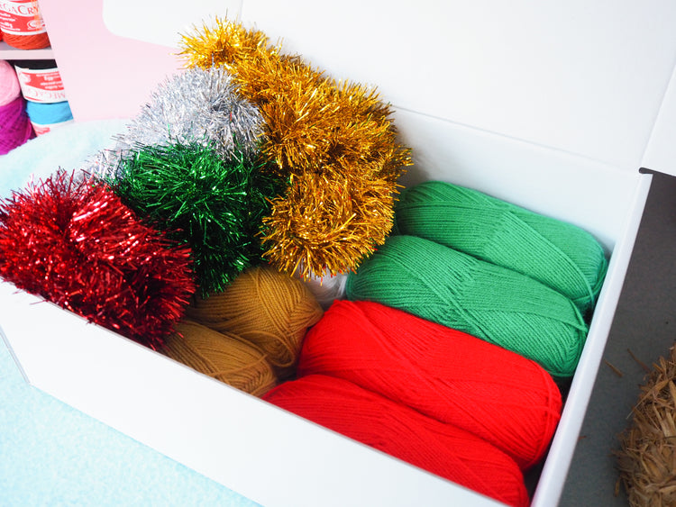XL Tinsel Pom Pom Christmas Wreath Kit - Colour choices