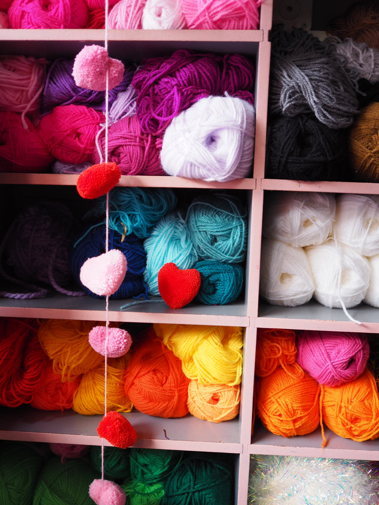 Heart Pom Pom Garland Kit - Makes at least 12 hearts