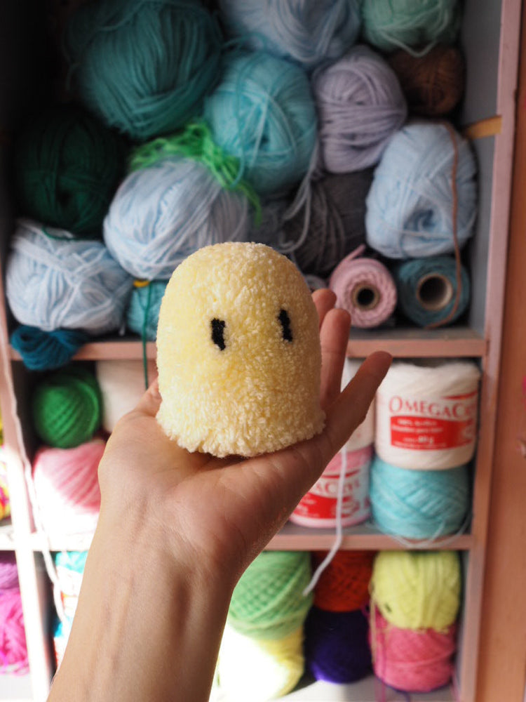 Ghost pom pom desk buddy