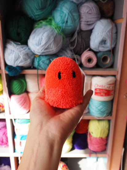 Ghost pom pom desk buddy