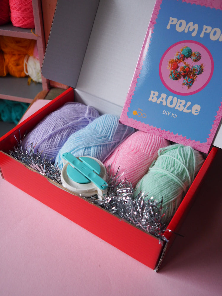 Tinsel Pom Pom Bauble Kit - Pastel