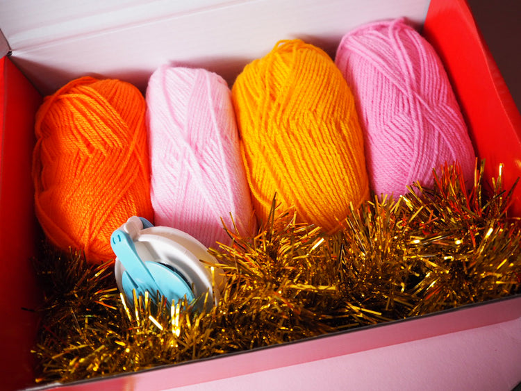 Mini Tinsel Pom Pom Wreath DIY Kit - Bright