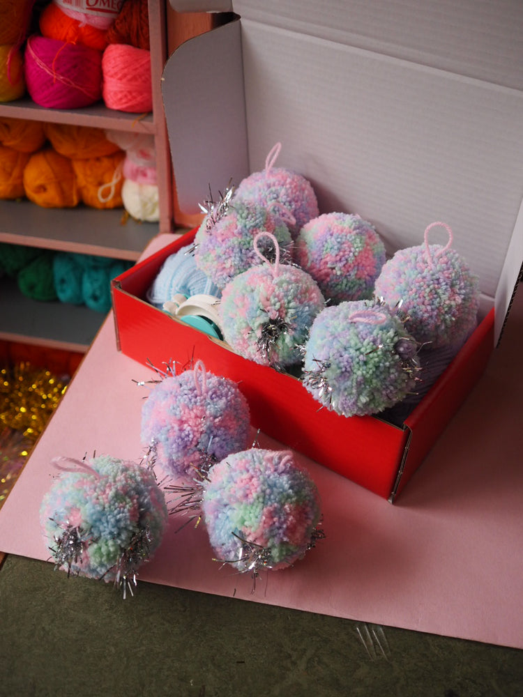 Tinsel Pom Pom Bauble Kit - Pastel