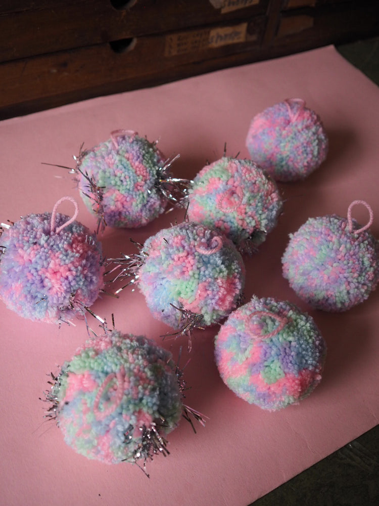Tinsel Pom Pom Bauble Kit - Pastel
