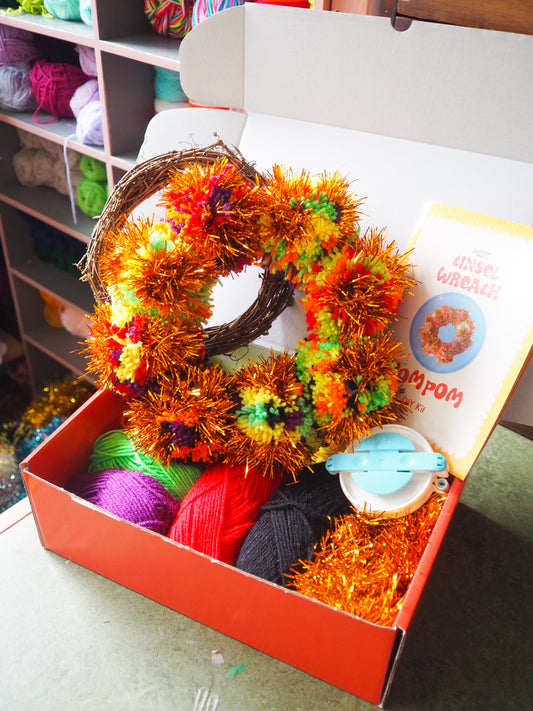 25cm HALLOWEEN Tinsel Wreath Pom Pom Kit - Choice of tinsel colour!