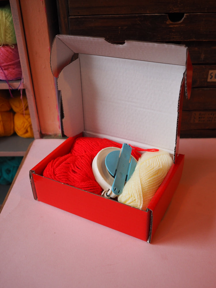 Pomegranate Pom Pom DIY Kit