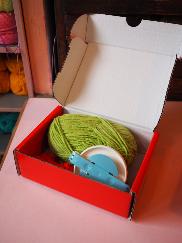 Olive Pom Pom DIY Kit
