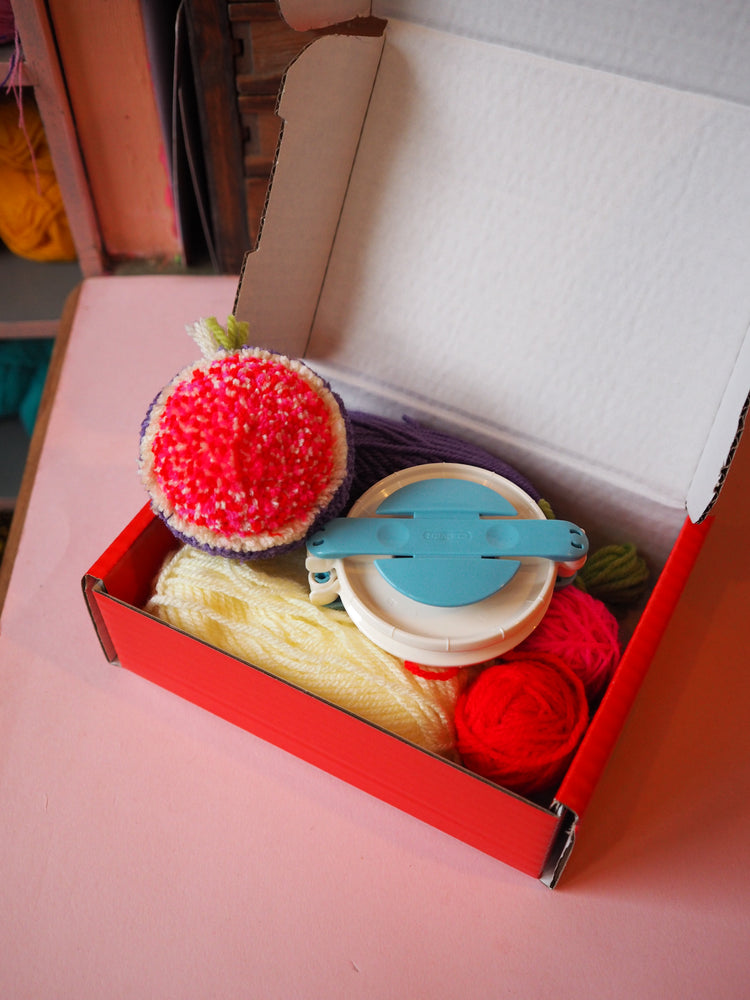 Fig Pom Pom DIY Kit