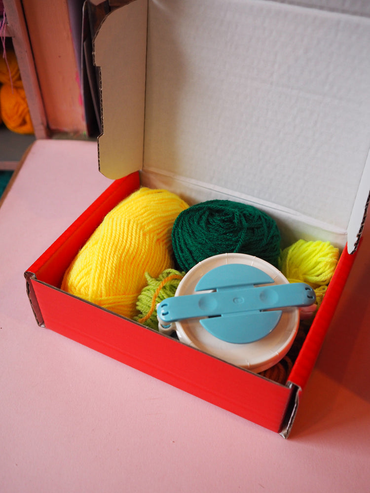 Avocado Pom Pom DIY Kit