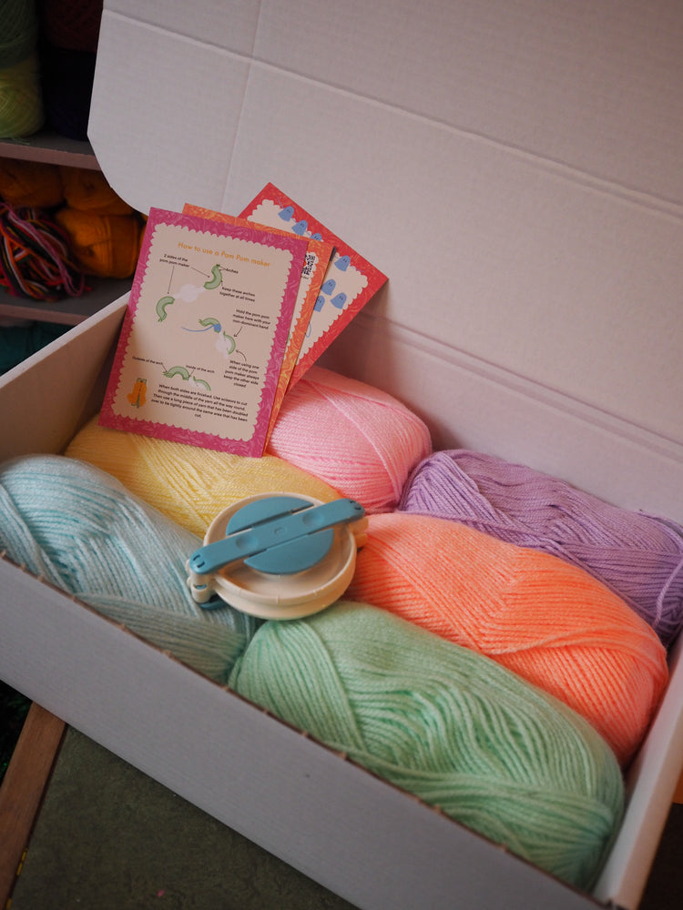 XL Ghost Garland Pom Pom DIY Kit - Pastel - Makes at least 18 Ghosts!