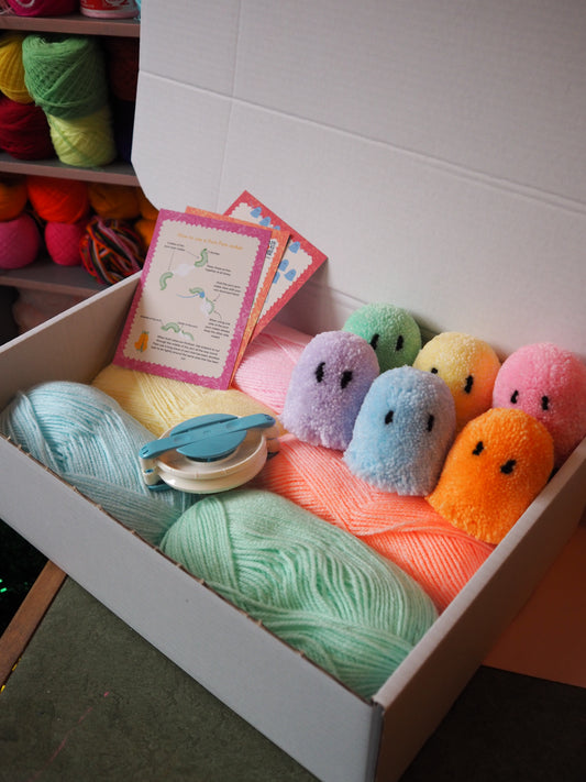 XL Ghost Garland Pom Pom DIY Kit - Pastel - Makes at least 18 Ghosts!