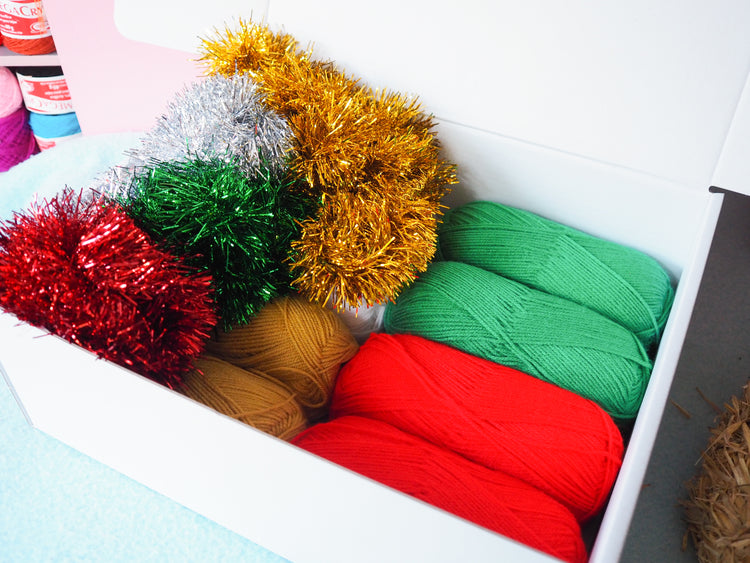 Giant Tinsel Wreath Kit - Colour choices