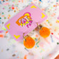 Pendientes de aro pequeños con pompones de girasol amarillo